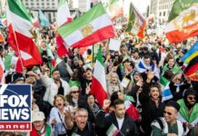 Iranian-American warns: Anything BUT regime change is