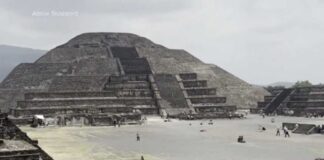 Gunman shoots several tourists at historic pyramids in